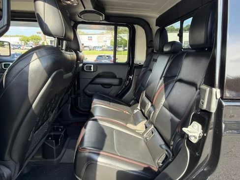 Used 2020 Jeep Gladiator Rubicon AWD/4WD image 7