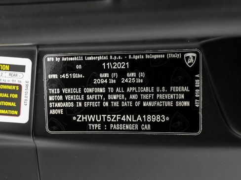 Used 2022 Lamborghini Huracan EVO RWD image 49