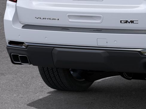 New 2026 GMC Yukon Denali Ultimate w/ LPO, Floor Liner Package AWD/4WD image 38