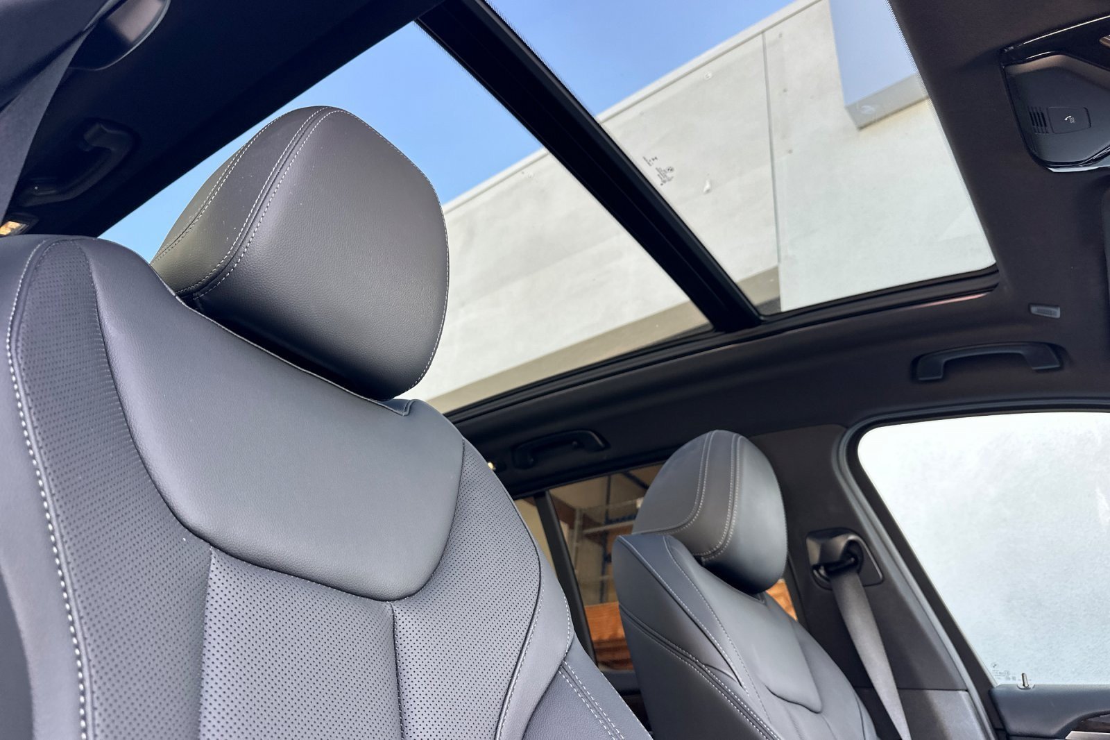 Used 2023 BMW X3 sDrive30i w/ Premium Package RWD image 16