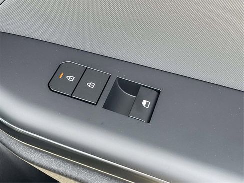 New 2025 Kia K4 LXS image 13