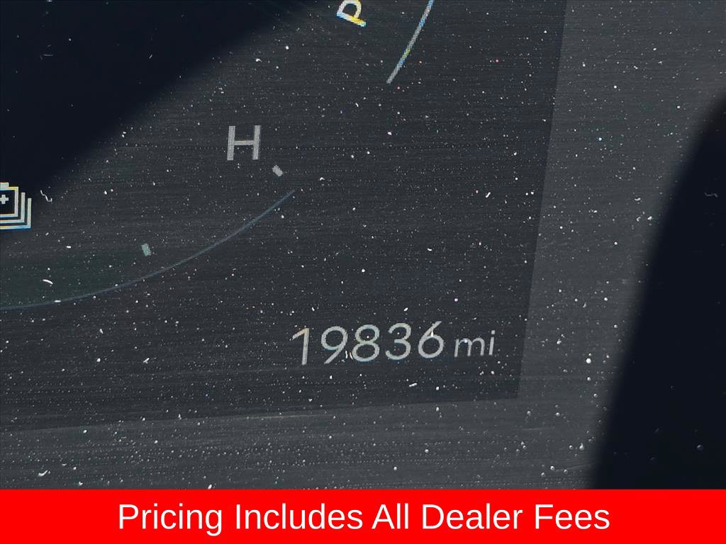 Used 2024 Hyundai Santa Fe Limited AWD/4WD image 15