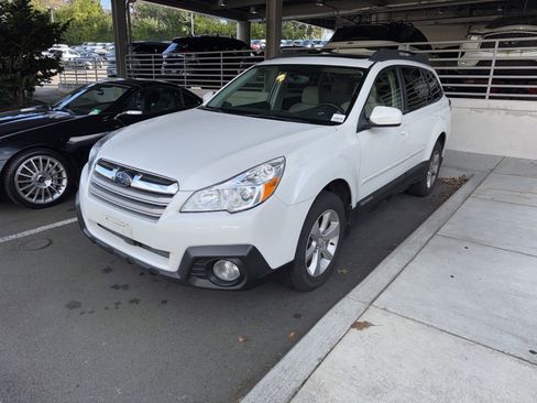 Used 2013 Subaru Outback 2.5i Premium image 1