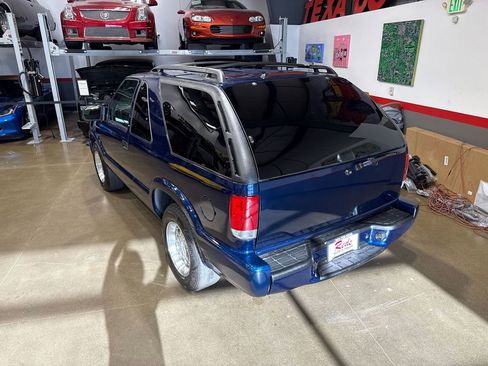 Used 2002 Chevrolet Blazer LS w/ Preferred Equipment Group image 90
