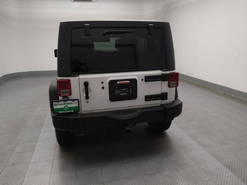 Used 2013 Jeep Wrangler Unlimited Sport image 6