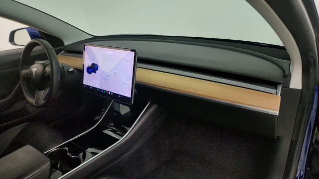 Used 2020 Tesla Model 3 RWD image 32