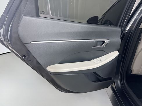 Used 2023 Hyundai Sonata SE FWD image 25