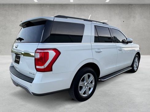 Used 2020 Ford Expedition XLT w/ Equipment Group 202A RWD image 16