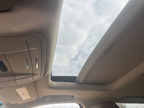 Used 2020 GMC Yukon SLT w/ Open Road Package image 12