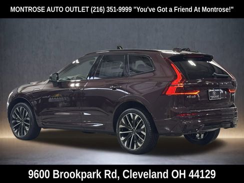New 2026 Volvo XC60 T8 Ultra w/ Protection Package Premier image 3