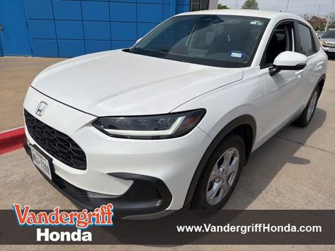 Used 2025 Honda HR-V LX image 1