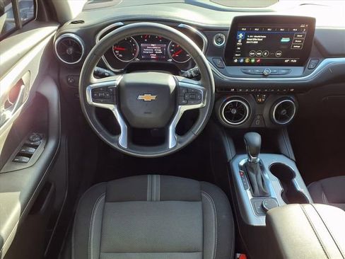 Used 2023 Chevrolet Blazer LT FWD image 16