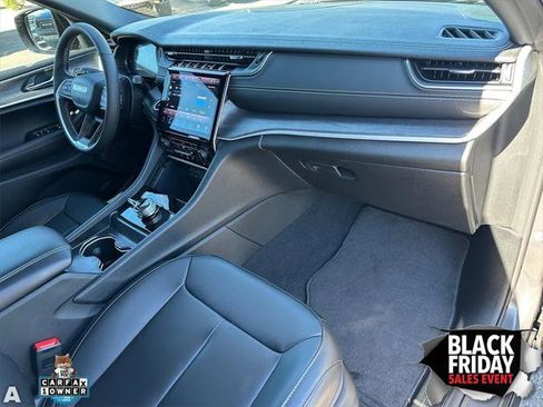 Certified 2025 Jeep Grand Cherokee Limited image 12