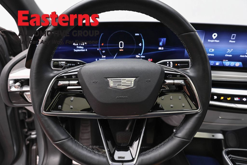 Used 2024 Cadillac Lyriq Luxury RWD image 10