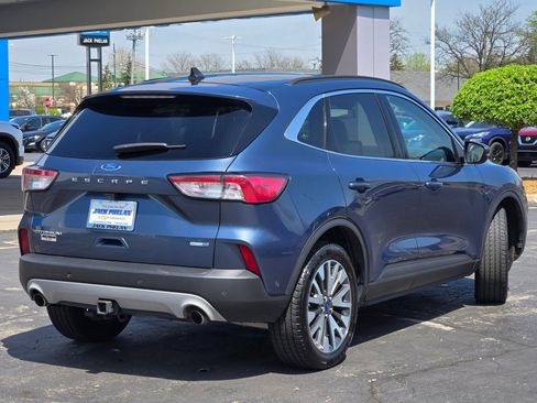Used 2020 Ford Escape Titanium w/ Titanium Premium Package 2.0 image 12