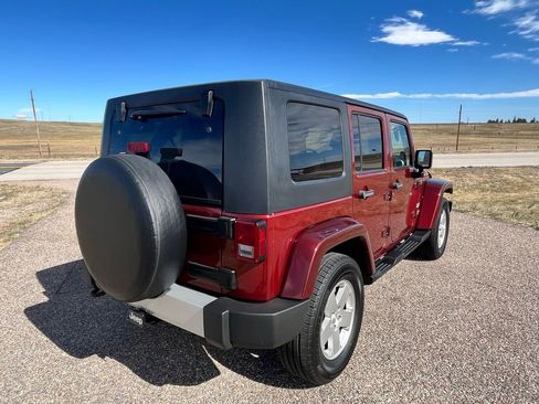 Used 2010 Jeep Wrangler Unlimited Sahara w/ Dual Top Group image 5