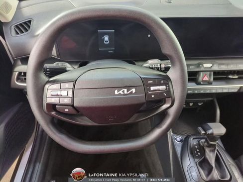 Certified 2025 Kia K4 LXS image 17