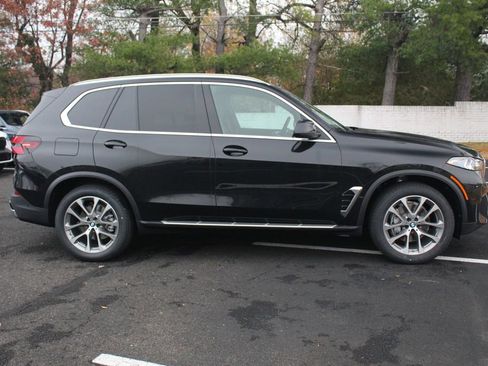 New 2026 BMW X5 xDrive40i w/ Executive Package image 10