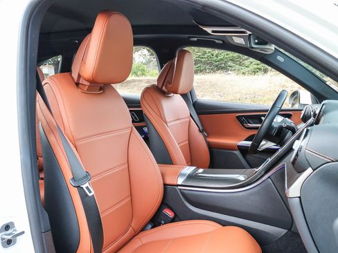 Certified 2023 Mercedes-Benz GLC 300 4MATIC image 17