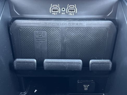 Used 2025 RAM 1500 Big Horn image 9