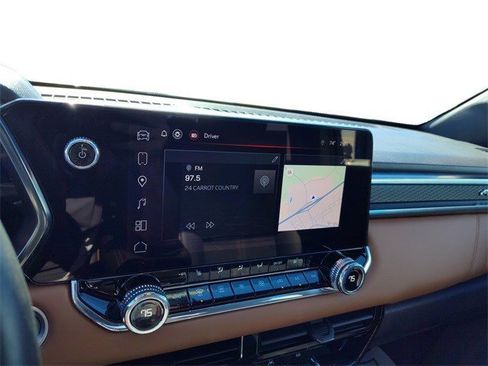 Used 2024 GMC Canyon AT4 image 26