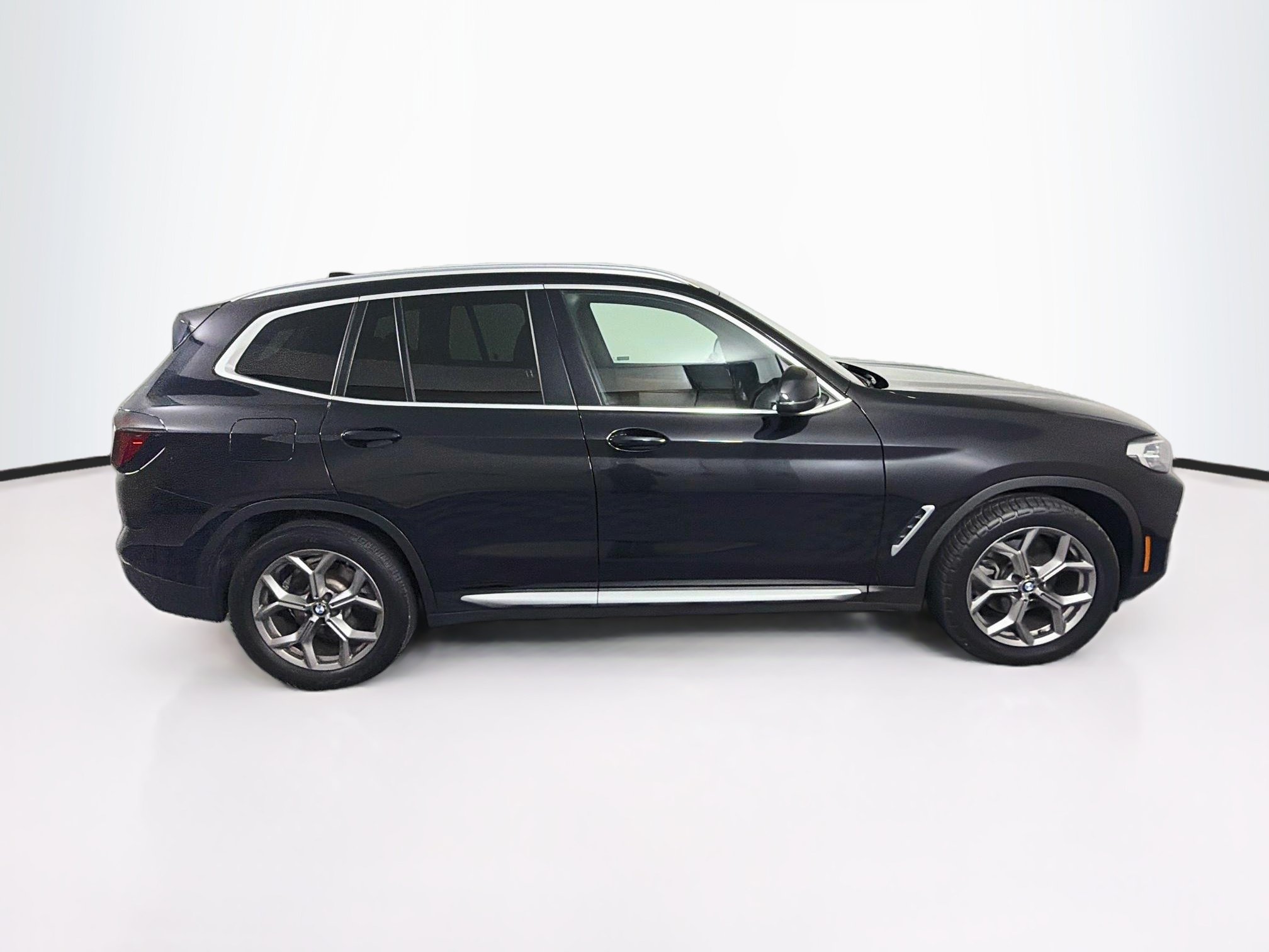 Used 2022 BMW X3 xDrive30i w/ Convenience Package AWD/4WD image 10