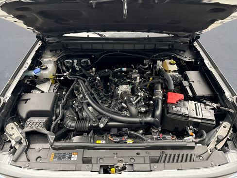 Used 2024 Ford Bronco Badlands image 27