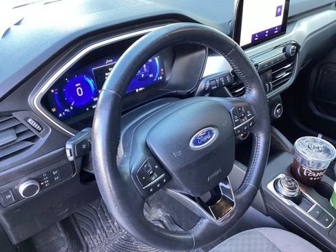 Used 2020 Ford Escape SE Sport image 24