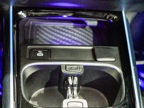 Used 2025 Mercedes-Benz GLA 250 image 21