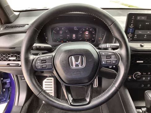 Used 2023 Honda Accord Sport image 17