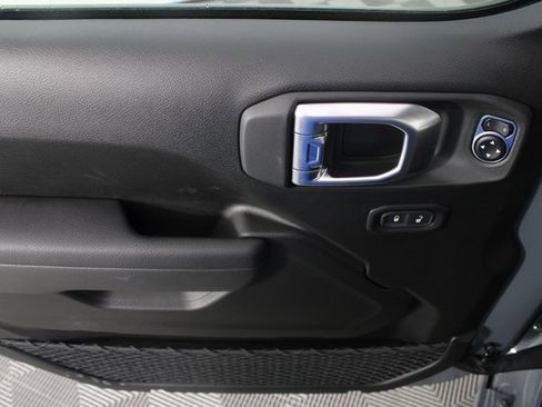 New 2026 Jeep Gladiator Sport image 12