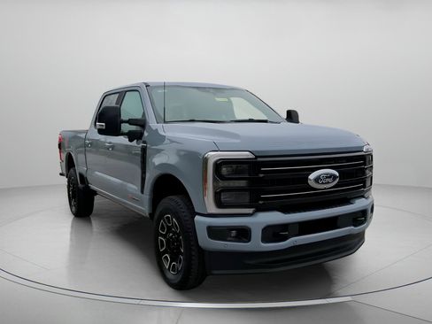 New 2026 Ford F350 Platinum image 3