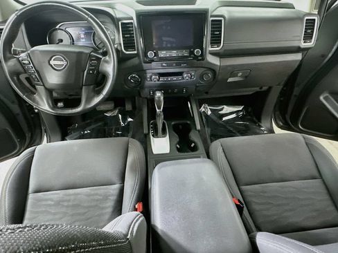 Used 2023 Nissan Frontier SV w/ SV Convenience Package AWD/4WD image 16