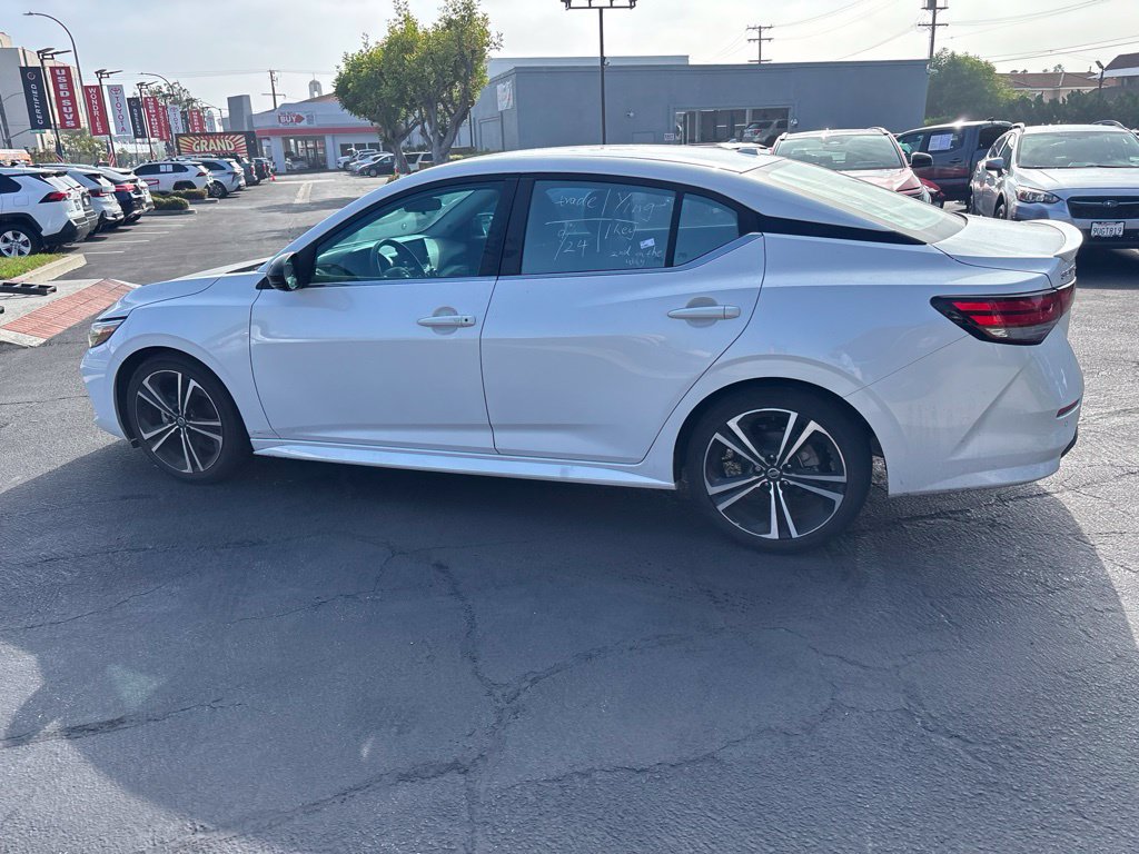 Used 2023 Nissan Sentra SR FWD image 7