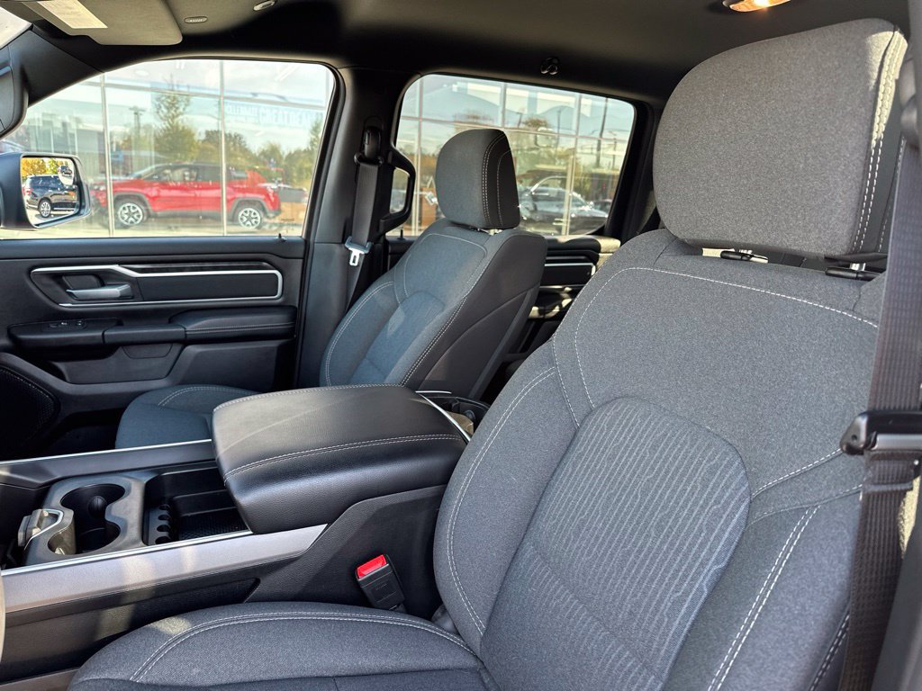 Used 2023 RAM 1500 Big Horn AWD/4WD image 24