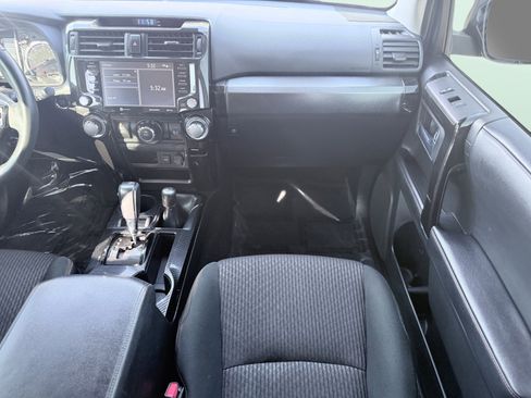 Used 2022 Toyota 4Runner TRD Off-Road image 59