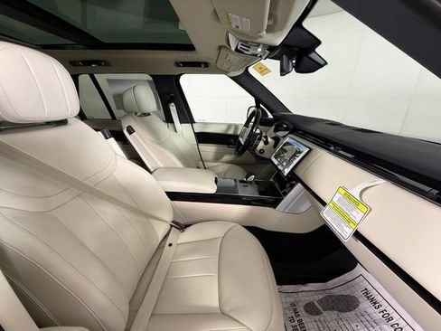 New 2026 Land Rover Range Rover SE AWD/4WD image 36