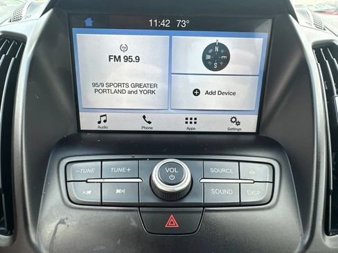 Used 2018 Ford Escape SE w/ SE Sync 3 Package FWD image 23