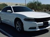Used 2017 Dodge Charger SXT image 2