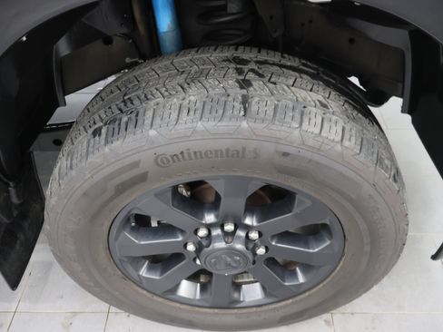 Used 2020 RAM 2500 Big Horn w/ Night Edition AWD/4WD image 3