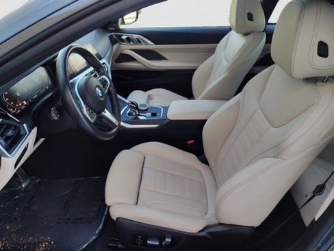 Used 2023 BMW 440i xDrive Coupe w/ Premium Package image 11