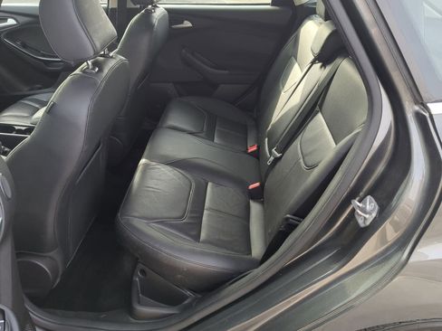 Used 2017 Ford Focus Titanium image 23