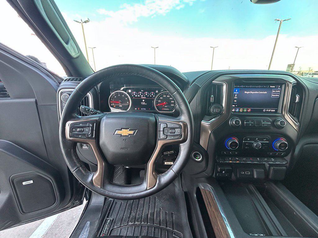 Used 2020 Chevrolet Silverado 2500 High Country w/ Technology Package AWD/4WD image 10
