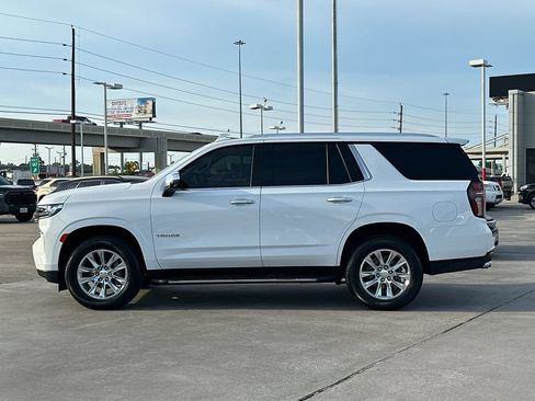 Used 2024 Chevrolet Tahoe Premier w/ Premium Package RWD image 3