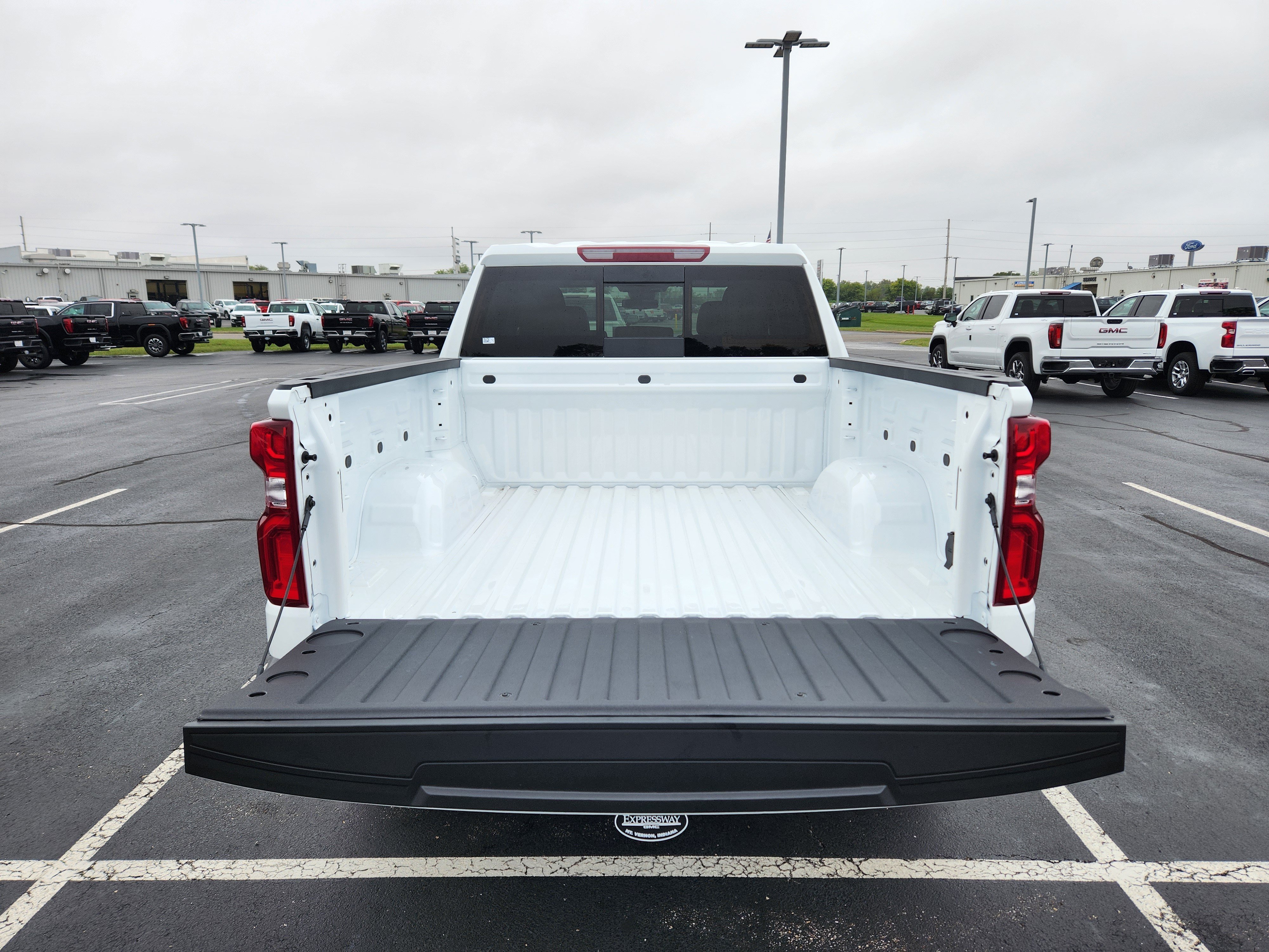New 2026 Chevrolet Silverado 1500 RST w/ Convenience Package II AWD/4WD image 7
