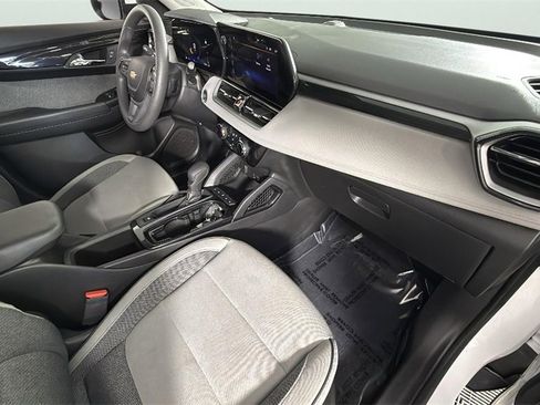 Certified 2024 Chevrolet TrailBlazer LT w/ Driver Confidence Package image 47