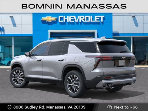 New 2026 Chevrolet Traverse LT image 4
