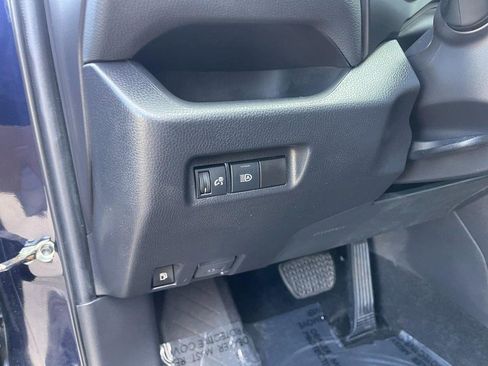 Used 2022 Toyota RAV4 XLE image 21