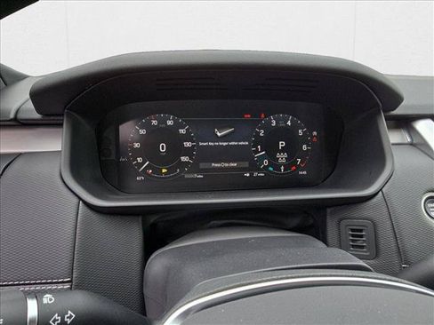 New 2025 Land Rover Discovery Dynamic SE AWD/4WD image 22