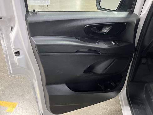 Used 2023 Mercedes-Benz Metris Passenger image 16